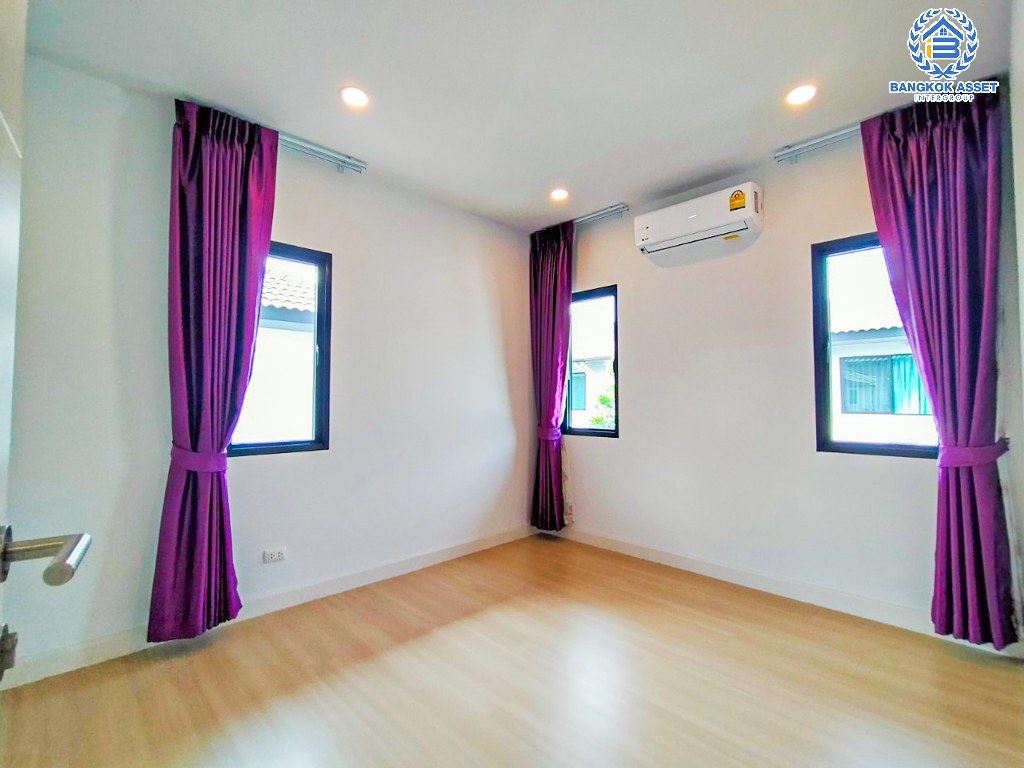 *****บ้านเดี่ยวมือสอง โครงการ คณาสิริ ศาลายา-ปิ่นเกล้า เนื้อที่ 56.40 ตร.ว. ฟังก์ชัน 3 ห้องนอน 3 ห้องน้ำ 2 ที่จอดรถ โครงการบนทำเลดี เชื่อมต่อถนนสำเร็จพัฒนา ถนนกาญจนาภิเษก ซอยกันตนา ใกล้จุดขึ้นทางด่วน "ศรีรัช-วงแหวนรอบนอก(ด่านฉิมพลี)" และทางคู่ขนานลอยฟ้าบรมราชชนนี