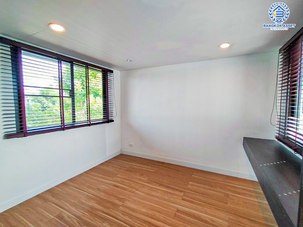 *****บ้านเดี่ยวมือสอง โครงการ คณาสิริ ศาลายา-ปิ่นเกล้า เนื้อที่ 56.40 ตร.ว. ฟังก์ชัน 3 ห้องนอน 3 ห้องน้ำ 2 ที่จอดรถ โครงการบนทำเลดี เชื่อมต่อถนนสำเร็จพัฒนา ถนนกาญจนาภิเษก ซอยกันตนา ใกล้จุดขึ้นทางด่วน "ศรีรัช-วงแหวนรอบนอก(ด่านฉิมพลี)" และทางคู่ขนานลอยฟ้าบรมราชชนนี