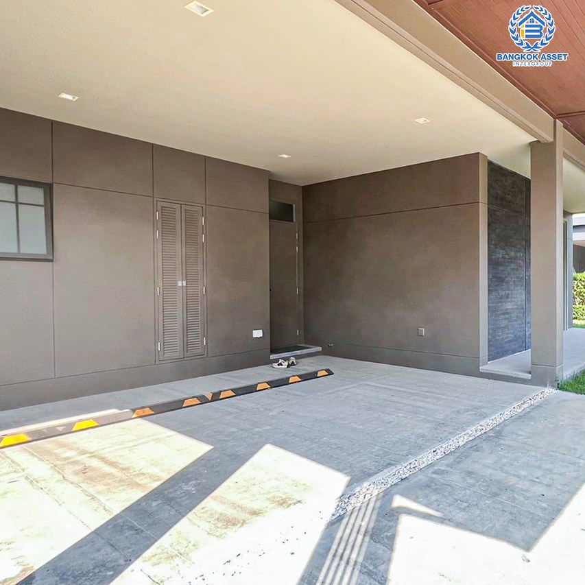 *****บ้านเดี่ยวมือสองนนทบุรี โครงการ บางกอกบูเลอวาร์ด แจ้งวัฒนะ2 เนื้อที่กว้างขวางถึง 60.1 ตร.ว. ฟังก์ชัน 5 ห้องนอน 3 ห้องน้ำ 2 ที่จอดรถ พื้นที่ใช้สอยกว้างขวาง ทำเลเดินทางสะดวก เชื่อมต่อ ถนนชัยพฤกษ์, ถนนแจ้งวัฒนะ ใกล้รถไฟฟ้าสายสีชมพู "สถานีปากเกร็ด" และทางด่วน "เมืองทอง"