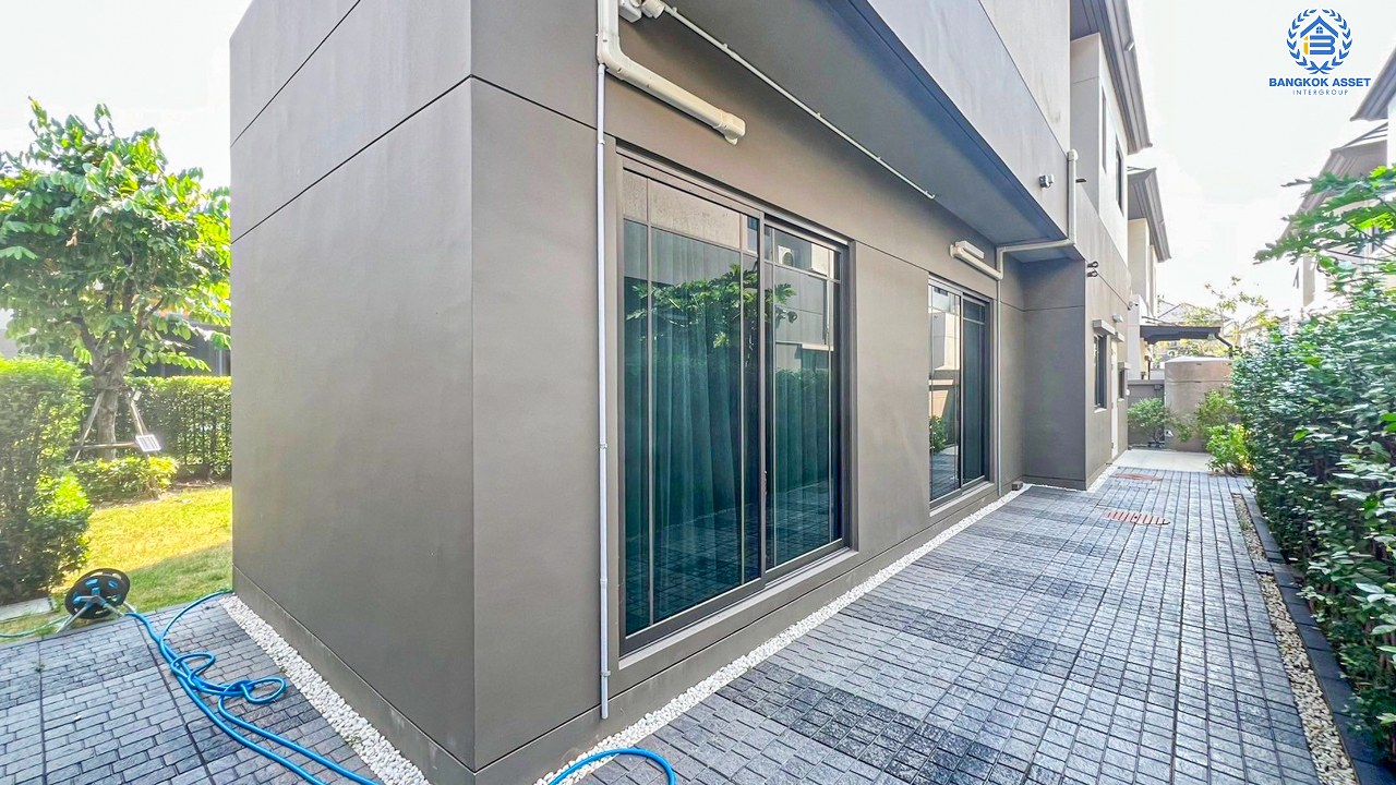 *****บ้านเดี่ยวมือสองนนทบุรี โครงการ บางกอกบูเลอวาร์ด แจ้งวัฒนะ2 เนื้อที่กว้างขวางถึง 60.1 ตร.ว. ฟังก์ชัน 5 ห้องนอน 3 ห้องน้ำ 2 ที่จอดรถ พื้นที่ใช้สอยกว้างขวาง ทำเลเดินทางสะดวก เชื่อมต่อ ถนนชัยพฤกษ์, ถนนแจ้งวัฒนะ ใกล้รถไฟฟ้าสายสีชมพู "สถานีปากเกร็ด" และทางด่วน "เมืองทอง"