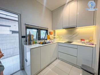 *****บ้านเดี่ยวมือสองนนทบุรี โครงการ บางกอกบูเลอวาร์ด ซิกเนเจอร์ ประชาชื่น เนื้อที่กว้างเกือบ 54 ตร.ว. ฟังก์ชัน 4 ห้องนอน 4 ห้องน้ำ 2 ที่จอดรถ บ้านสภาพสวยมาก มีความเป็นส่วนตัวสูง บนทำเลดี เชื่อมต่อ ถนนติวานนท์, ถนนงามวงศ์วาน ใกล้รถไฟฟ้าสายสีชมพู "สถานีสามัคคี" และทางด่วน "ศรีรัช"