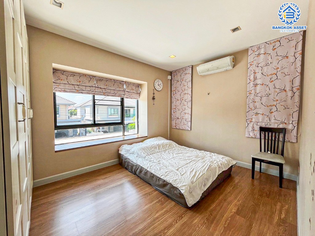 *****บ้านเดี่ยวมือสองนนทบุรี โครงการ เวนิว พระราม5-2 เนื้อที่กว้างมากถึง 67.1 ตร.ว. ฟังก์ชัน 4 ห้องนอน 3 ห้องน้ำ 2 ที่จอดรถ บ้านสภาพสวยทั้งภายนอก และภายใน น่าอยู่สุดๆ บนทำเลเยี่ยม เชื่อมต่อถนนนครอินทร์ ใกล้รถไฟฟ้าสายสีม่วง "สถานีแยกติวานนท์" จองเลย!