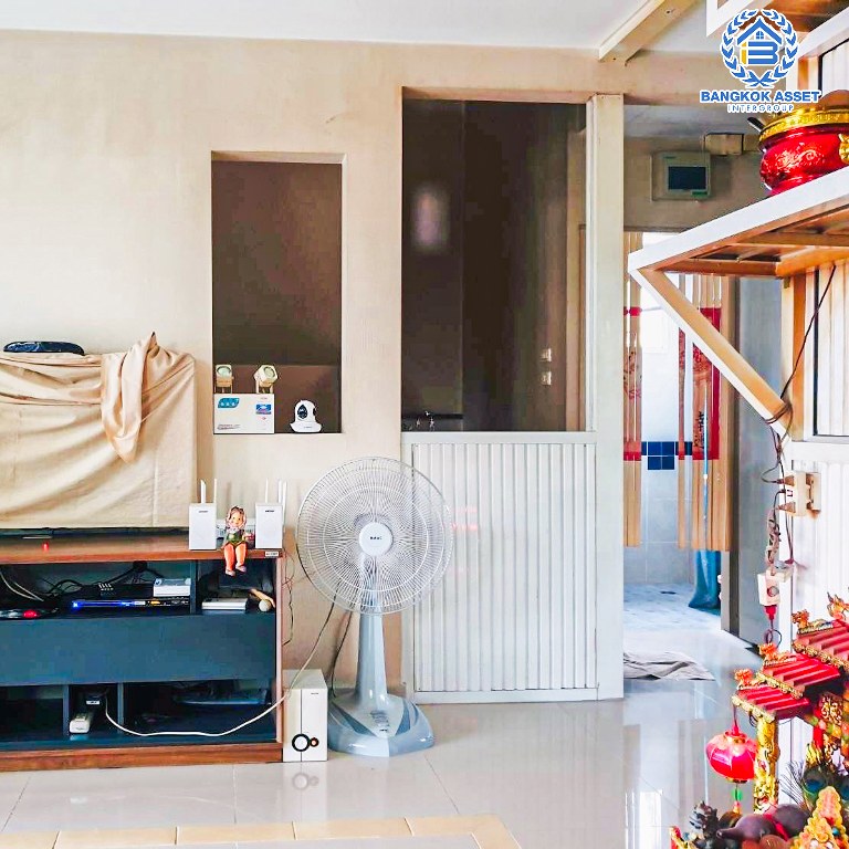 *****บ้านเดี่ยวมือสอง โครงการ พฤกษ์ลดา1 วงแหวน-รัตนาธิเบศร์ จาก L&H เนื้อที่ 50 ตร.ว. ฟังก์ชัน 3 ห้องนอน 2 ห้องน้ำ 2 ที่จอดรถ แถมฟรี! เครื่องปรับอากาศ โครงการบนทำเลเดินทางสะดวก เชื่อมต่อถนนบางกรวย-ไทรน้อย ถนนคลองถนน ถนนกาญจนาภิเษก ใกล้รถไฟฟ้าสายสีม่วง "สถานีคลองบางไผ่"