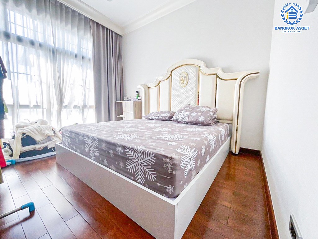 *****บ้านเดี่ยวมือสอง โครงการ เดอะพาลาซโซ่ ปิ่นเกล้า เนื้อที่ 115.60 ตร.ว. ฟังก์ชัน 4 ห้องนอน 5 ห้องน้ำ 3 ที่จอดรถ ตกแต่งหรูหรา พร้อมสระว่ายน้ำส่วนตัว พร้อมอยู่ โครงการบนทำเลเดินทางสะดวก เชื่อมต่อถนนพุทธมณฑลสาย2 ถนนสิรินธร ใกล้ห้างสรรพสินค้า เซ็นทรัล ปิ่นเกล้า และทางแยกยกระดับบรมราชชนนี