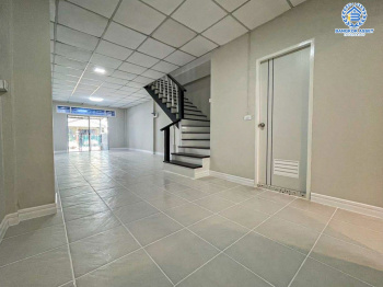 *****ทาวน์เฮ้าส์มือสองนนทบุรี หมู่บ้าน ร่มรื่นวิลล์6 กาญจนาภิเษก เนื้อที่กว้าง 20 ตร.ว. ฟังก์ชัน 2 ห้องนอน 2 ห้องน้ำ 1 ที่จอดรถ บ้านสภาพสวย พร้อมเข้าอยู่ บนทำเลแห่งการเดินทาง เชื่อมต่อ ถนนกาญจนาภิเษก, ถนนนครอินทร์ ใกล้จุดขึ้นทางด่วน "ศรีรัช" จองเลย!