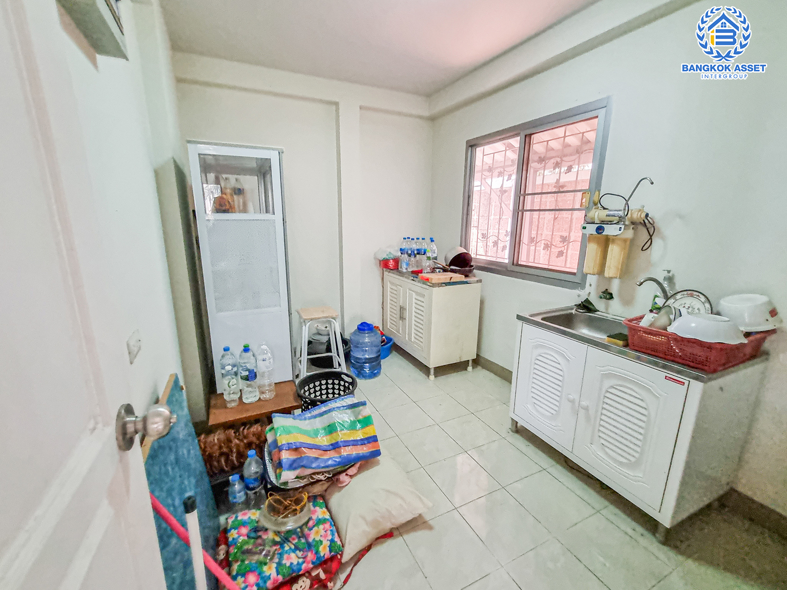 *****บ้านเดี่ยวมือสอง โครงการ ศุภาลัยวิลล์ วงแหวน-รัตนาธิเบศร์ เนื้อที่ 56 ตร.ว ฟังก์ชัน 3 ห้องนอน 2 ห้องน้ำ 2 ที่จอดรถ บนทำเลเชื่อมต่อถนนคลองถนน ถนนกาญจนาภิเษก ใกล้รถไฟฟ้าสายสีม่วง "คลองบางไผ่" และจุดขึ้นทางด่วน "กาญจนาภิเษก"