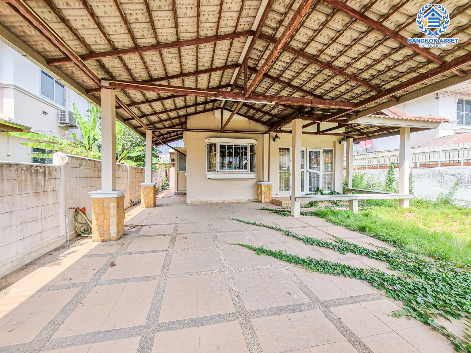 *****บ้านเดี่ยวมือสอง โครงการ ศุภาลัยวิลล์ วงแหวน-รัตนาธิเบศร์ เนื้อที่ 56 ตร.ว ฟังก์ชัน 3 ห้องนอน 2 ห้องน้ำ 2 ที่จอดรถ บนทำเลเชื่อมต่อถนนคลองถนน ถนนกาญจนาภิเษก ใกล้รถไฟฟ้าสายสีม่วง "คลองบางไผ่" และจุดขึ้นทางด่วน "กาญจนาภิเษก"