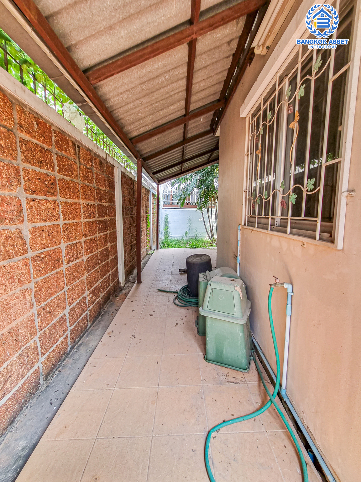 *****บ้านเดี่ยวมือสอง โครงการ ศุภาลัยวิลล์ วงแหวน-รัตนาธิเบศร์ เนื้อที่ 56 ตร.ว ฟังก์ชัน 3 ห้องนอน 2 ห้องน้ำ 2 ที่จอดรถ บนทำเลเชื่อมต่อถนนคลองถนน ถนนกาญจนาภิเษก ใกล้รถไฟฟ้าสายสีม่วง "คลองบางไผ่" และจุดขึ้นทางด่วน "กาญจนาภิเษก"