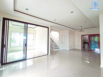 *****บ้านเดี่ยวมือสอง โครงการ ชัยพฤกษ์ วัดลาดปลาดุก เนื้อที่ 53 ตร.ว ฟังก์ชัน 5 ห้องนอน 2 ห้องน้ำ 1 ที่จอดรถ บ้านรีโนเวทใหม่พร้อมเข้าอยู่ บนทำเลเชื่อมต่อถนนกาญจนาภิเษก ใกล้รถไฟฟ้าสายสีม่วง "คลองบางไผ่" และจุดขึ้นทางด่วน "กาญจนาภิเษก"