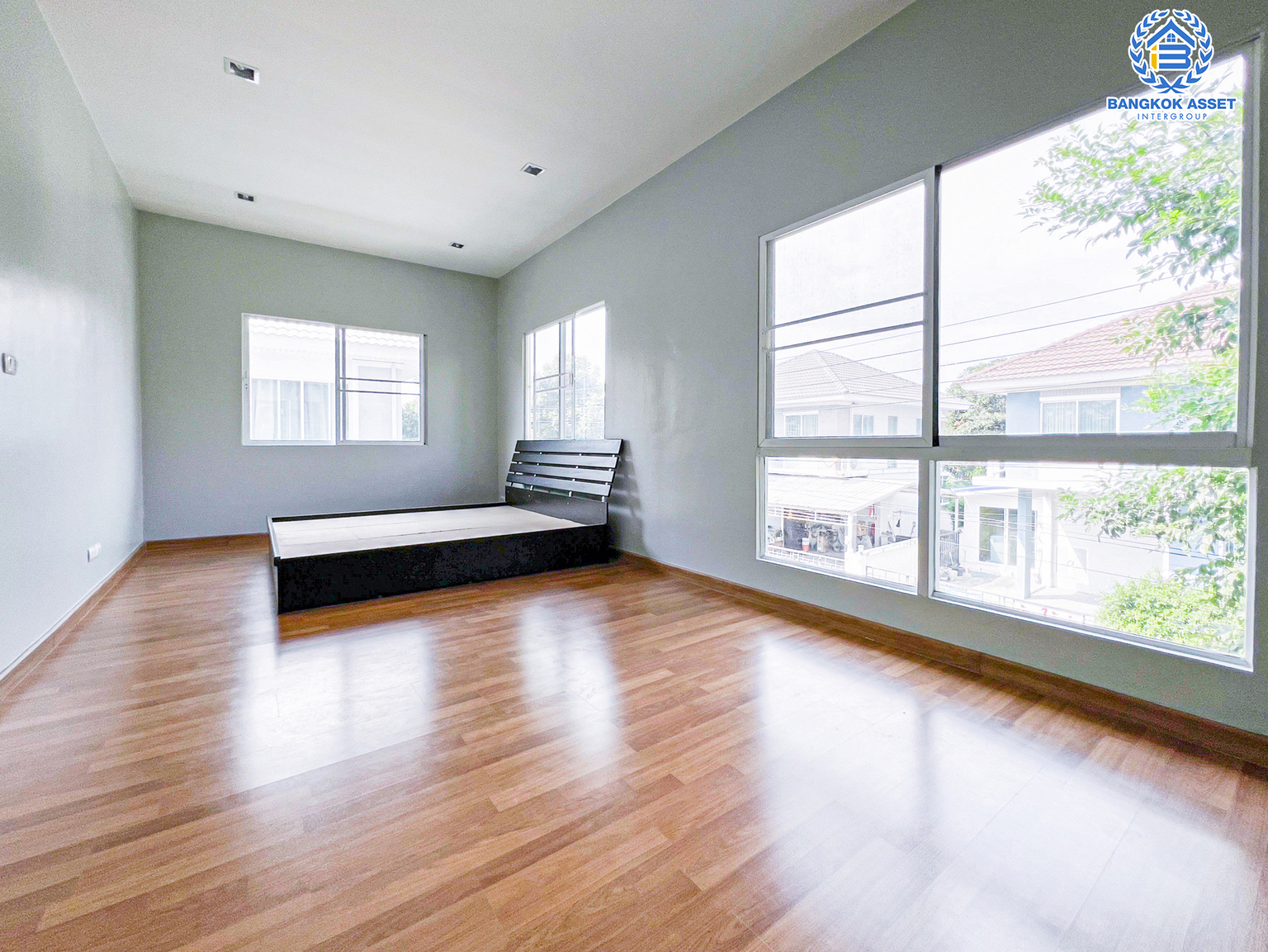 *****บ้านแฝดมือสอง โครงการ เพอร์เฟคพาร์ค บางบัวทอง คุณภาพแบรนด์ Property Perfect เนื้อที่ 36.70 ตร.ว. ฟังก์ชัน 3 ห้องนอน 2 ห้องน้ำ 2 ที่จอดรถ บ้านสวยสไตลโมเดิร์น พร้อมเข้าอยู่ เชื่อมต่อถนนกาญจนาภิเษก ถนนบางกรวย-กรุงเทพฯ ใกล้รถไฟฟ้าสายสีม่วง "สถานีคลองบางไผ่"