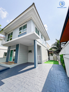 *****บ้านแฝดมือสอง โครงการ เพอร์เฟคพาร์ค บางบัวทอง คุณภาพแบรนด์ Property Perfect เนื้อที่ 36.70 ตร.ว. ฟังก์ชัน 3 ห้องนอน 2 ห้องน้ำ 2 ที่จอดรถ บ้านสวยสไตลโมเดิร์น พร้อมเข้าอยู่ เชื่อมต่อถนนกาญจนาภิเษก ถนนบางกรวย-กรุงเทพฯ ใกล้รถไฟฟ้าสายสีม่วง "สถานีคลองบางไผ่"