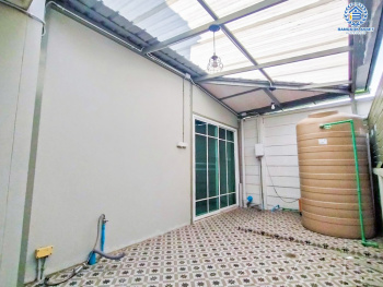 *****บ้านแฝดมือสอง โครงการ เดอะวิลเลจ เอ็กซ์คลูซีฟ บางนา กม.10 เนื้อที่ 31.20 ตร.ว. ฟังก์ชัน 4 ห้องนอน 2 ห้องน้ำ 2 ที่จอดรถ โครงการบนทำเลดี เชื่อมต่อถนนบางนา-ตราด ถนนศรีนครินทร์ ใกล้รถไฟฟ้าสายสีเขียว "สถานีวัดสกุล" และใกล้สนามบินสุวรรณภูมิ ใกล้วงแหวนกาญจนาภิเษก, ทางพิเศษบูรพาวิถี