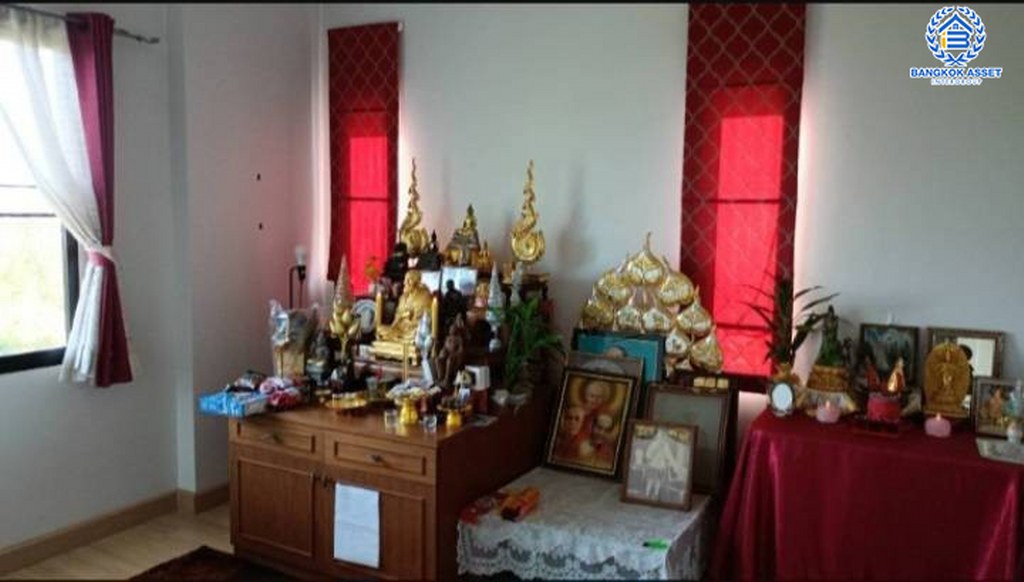 *****บ้านเดี่ยวมือสอง โครงการ เฮ้าส์ เดอะ ฮัมบูร์ก รามอินทรา-หทัยราษฎร์ เนื้อที่ 54.70 ตร.ว. ฟังก์ชัน 3 ห้องนอน 3 ห้องน้ำ 2 ที่จอดรถ โครงการบนทำเลเดินทางสะดวก เชื่อมต่อถนนหทัยราษร์ ถนนเลียบคลอง2 ถนนพระยาสุเรนทร์ ใกล้รถไฟฟ้าสายสีชมพู "สถานีเศรษฐบุตรบำเพ็ญ" และจุดขึ้นทางด่วน "จตุโชติ-สุขาภิบาล5"