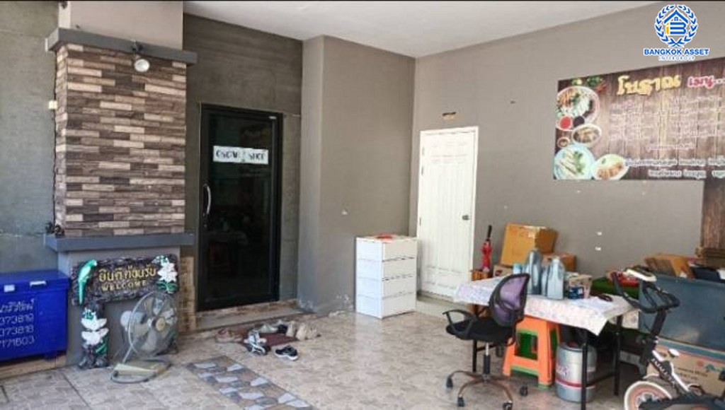 *****บ้านเดี่ยวมือสอง โครงการ เฮ้าส์ เดอะ ฮัมบูร์ก รามอินทรา-หทัยราษฎร์ เนื้อที่ 54.70 ตร.ว. ฟังก์ชัน 3 ห้องนอน 3 ห้องน้ำ 2 ที่จอดรถ โครงการบนทำเลเดินทางสะดวก เชื่อมต่อถนนหทัยราษร์ ถนนเลียบคลอง2 ถนนพระยาสุเรนทร์ ใกล้รถไฟฟ้าสายสีชมพู "สถานีเศรษฐบุตรบำเพ็ญ" และจุดขึ้นทางด่วน "จตุโชติ-สุขาภิบาล5"