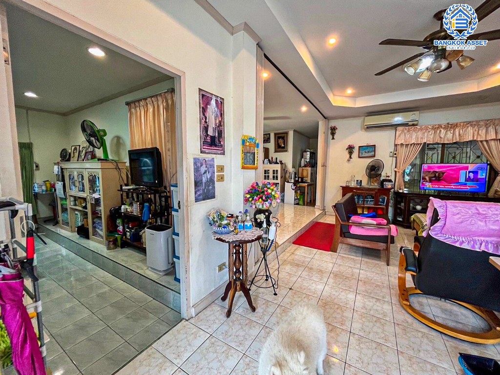 *****บ้านเดี่ยวมือสอง โครงการ ชัยพฤกษ์ บางบัวทอง หลังมุม บ้านคุณภาพจาก L&H เนื้อที่ 105.70 ตร.ว. ฟังก์ชัน 3 ห้องนอน 3 ห้องน้ำ 3 ที่จอดรถ บ้านเหมือนใหม่ พร้อมเข้าอยู่ โครงการบนทำเลดี เชื่อมต่อถนนราชพฤกษ์ ถนนรัตนาธิเบศร์ ถนนบางกรวย-ไทรน้อย ใกล้รถไฟฟ้าสายสีม่วง "สถานีแยกบางพลู"...