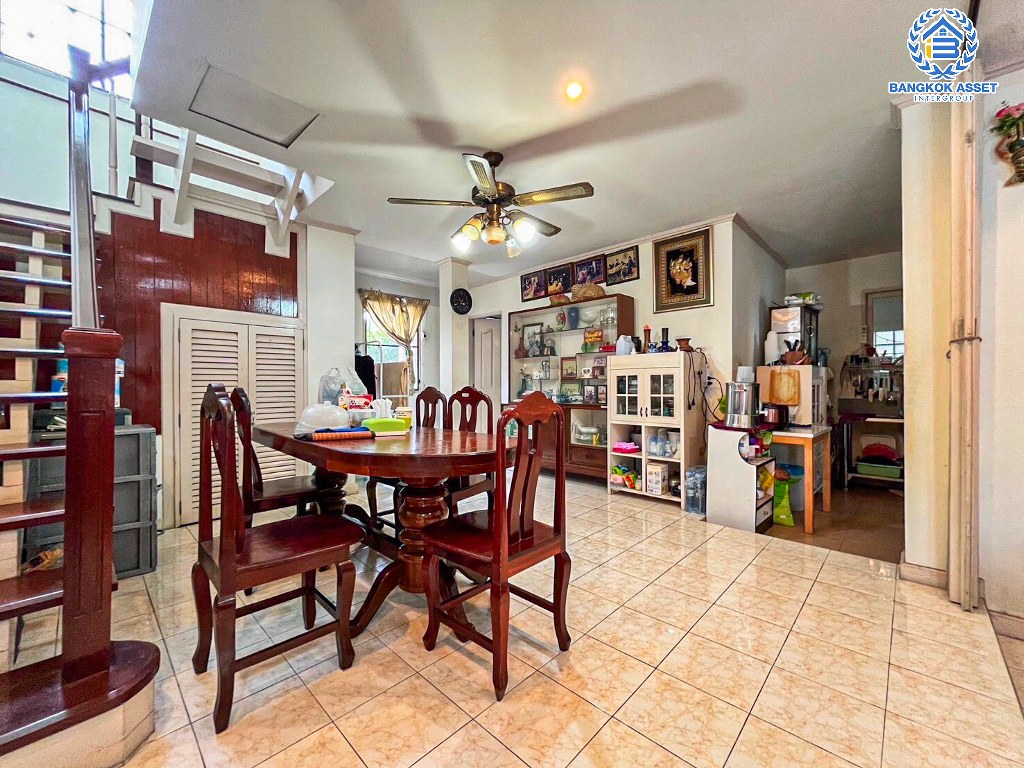 *****บ้านเดี่ยวมือสอง โครงการ ชัยพฤกษ์ บางบัวทอง หลังมุม บ้านคุณภาพจาก L&H เนื้อที่ 105.70 ตร.ว. ฟังก์ชัน 3 ห้องนอน 3 ห้องน้ำ 3 ที่จอดรถ บ้านเหมือนใหม่ พร้อมเข้าอยู่ โครงการบนทำเลดี เชื่อมต่อถนนราชพฤกษ์ ถนนรัตนาธิเบศร์ ถนนบางกรวย-ไทรน้อย ใกล้รถไฟฟ้าสายสีม่วง "สถานีแยกบางพลู"...