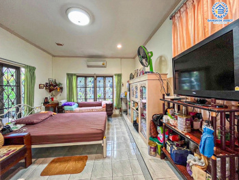 *****บ้านเดี่ยวมือสอง โครงการ ชัยพฤกษ์ บางบัวทอง หลังมุม บ้านคุณภาพจาก L&H เนื้อที่ 105.70 ตร.ว. ฟังก์ชัน 3 ห้องนอน 3 ห้องน้ำ 3 ที่จอดรถ บ้านเหมือนใหม่ พร้อมเข้าอยู่ โครงการบนทำเลดี เชื่อมต่อถนนราชพฤกษ์ ถนนรัตนาธิเบศร์ ถนนบางกรวย-ไทรน้อย ใกล้รถไฟฟ้าสายสีม่วง "สถานีแยกบางพลู"...