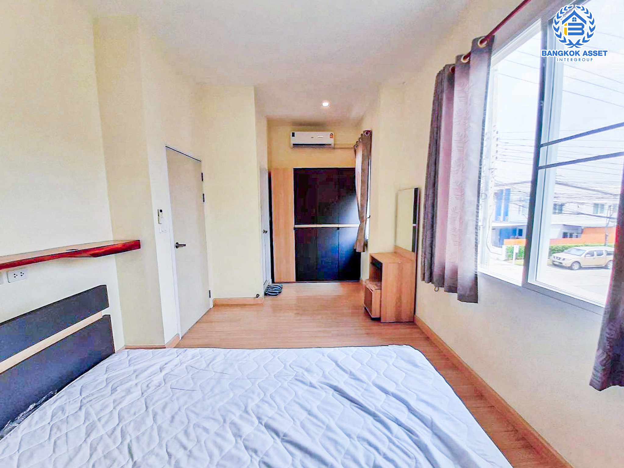 *****ทาวน์เฮ้าส์มือสอง โครงการ กัสโต้ เพชรเกษม-ทวีวัฒนา หลังมุม เนื้อที่ 29.20 ตร.ว. ฟังก์ชัน 3 ห้องนอน 2 ห้องน้ำ 2 ที่จอดรถ  สภาพดี พร้อมอยู่บนทำเลย่านฝั่งธนฯโครงการบนทำเลเดินทางสะดวก เชื่อมต่อถนนเพชรเกษม ถนนพุทธมณฑลสาย4 ถนนสิรินธร ใกล้รถไฟฟ้าสายสีน้ำเงิน "สถานีเพชรเกษม48" และ "สถานีทวีวัฒนา"