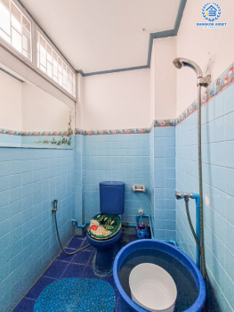 *****บ้านเดี่ยวมือสอง โครงการ ซอยจรัญสนิทวงศ์75 หลังมุม เนื้อที่ 92 ตร.ว. ฟังก์ชัน 4 ห้องนอน 2 ห้องน้ำ 4 ที่จอดรถ มีความเป็นส่วนตัว ทำเลดีมาก เดินทางสะดวก เชื่อมต่อถนนจรัญสนิทวงศ์ ถนนสิรินธร ถนนบรมราชชนนี ใกล้รถไฟฟ้าสายสีน้ำเงิน "สถานีถานีบางพลัด" และ "สถานีสิรินธร"