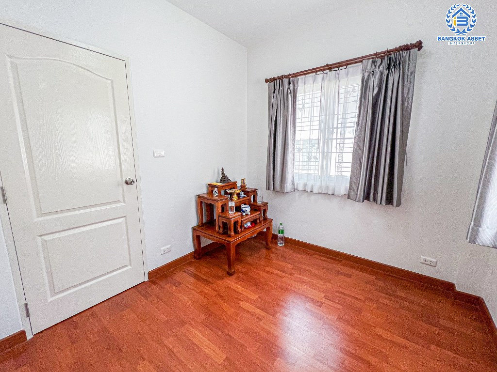 *****บ้านแฝดมือสอง โครงการ แลนซีโอ คริป ปิ่นเกล้า-วงแหวน หลังมุม เนื้อที่ 35 ตร.ว. ฟังก์ชัน 3 ห้องนอน 2 ห้องน้ำ บ้านสวยพร้อมอยู่ โครงการบนทำเลดี เชื่อมต่อถนนกาญจนาภิเษก ถนนศาลายา ถนนนครอินทร์ ใกล้รถไฟฟ้าสายสีม่วง "สถานีสามแยกบางใหญ่"