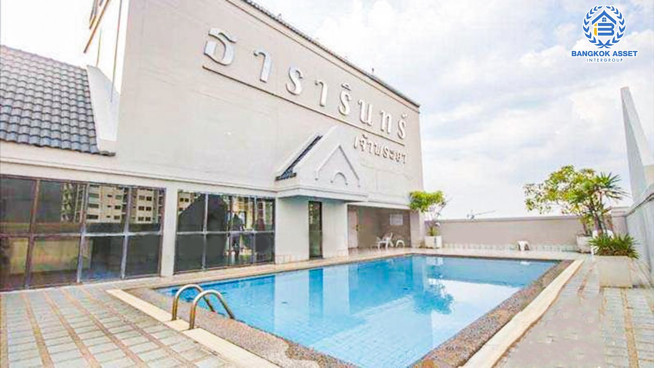 *****คอนโดมิเนียมมือสองนนทบุรี โครงการ ธารารินทร์ เจ้าพระยา ข้างตลาดต้นสัก สนามบินน้ำ เนื้อที่กว้าง 43.32 ตร.ม. ฟังก์ชัน 1 ห้องนอน 1 ห้องน้ำ 1 ที่จอดรถ ห้องกว้างขวาง บนทำเลเดินทางสะดวก เชื่อมต่อ ถนนนนทบุรี, ถนนรัตนาธิเบศร์ ใกล้ทางด่วน "ศรีรัช" และรถไฟฟ้าสายสีม่วง "สถานีสะพานพระนั่งเกล้า" เพียง 400 เมตรเท่านั้น!