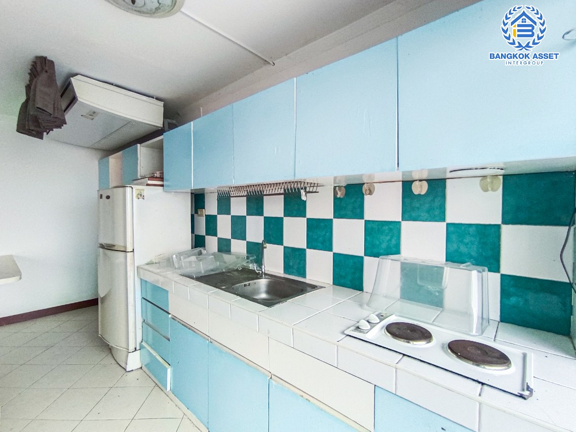 *****คอนโดมิเนียมมือสองนนทบุรี โครงการ ธารารินทร์ เจ้าพระยา ข้างตลาดต้นสัก สนามบินน้ำ เนื้อที่กว้าง 43.32 ตร.ม. ฟังก์ชัน 1 ห้องนอน 1 ห้องน้ำ 1 ที่จอดรถ ห้องกว้างขวาง บนทำเลเดินทางสะดวก เชื่อมต่อ ถนนนนทบุรี, ถนนรัตนาธิเบศร์ ใกล้ทางด่วน "ศรีรัช" และรถไฟฟ้าสายสีม่วง "สถานีสะพานพระนั่งเกล้า" เพียง 400 เมตรเท่านั้น!