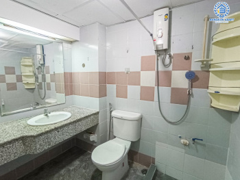 *****คอนโดมิเนียมมือสองนนทบุรี โครงการ ธารารินทร์ เจ้าพระยา ข้างตลาดต้นสัก สนามบินน้ำ เนื้อที่กว้าง 43.32 ตร.ม. ฟังก์ชัน 1 ห้องนอน 1 ห้องน้ำ 1 ที่จอดรถ ห้องกว้างขวาง บนทำเลเดินทางสะดวก เชื่อมต่อ ถนนนนทบุรี, ถนนรัตนาธิเบศร์ ใกล้ทางด่วน "ศรีรัช" และรถไฟฟ้าสายสีม่วง "สถานีสะพานพระนั่งเกล้า" เพียง 400 เมตรเท่านั้น!