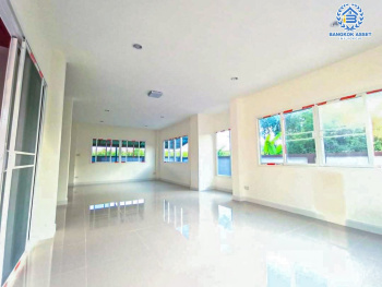 *****บ้านเดี่ยวมือสอง โครงการ ทรัพย์กานดา ติวานนท์-ปทุมธานี หลังมุม เนื้อที่ 58 ตร.ว. ฟังก์ชัน 3 ห้องนอน 2 ห้องน้ำ 2 ที่จอดรถ บ้านบรรยากาศเป็นส่วนตัวข้างบ้านไม่ติดใคร พื้นที่ใช้สอยกว้าง โครงการบนทำเลเดินทางสะดวก เชื่อมต่อถนนวิภาวดี-รังสิต ถนนแจ้งวัฒนะ ถนนกรุงเทพฯ-ปทุมธานี