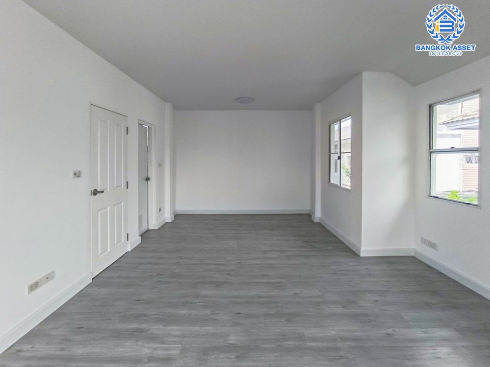 *****บ้านเดี่ยวมือสอง โครงการ มัณฑนา ราชพฤกษ์ เนื้อที่ 52.10 ตร.ว. ฟังก์ชัน 3 ห้องนอน 2 ห้องน้ำ 2 ที่จอดรถ บ้านหลังใหญ่ พื้นที่รอบบ้านกว้างขวาง ตั้งบนทำเลดี เชื่อมต่อถนนกาญจนาภิเษก ถนนรัตนาธิเบศร์ ถนนนครอินทร์ ใกล้เซ็นทรัลเวสต์เกต และรถไฟฟ้าสายสีม่วง "สถานีบางรักน้อยท่าอิฐ"