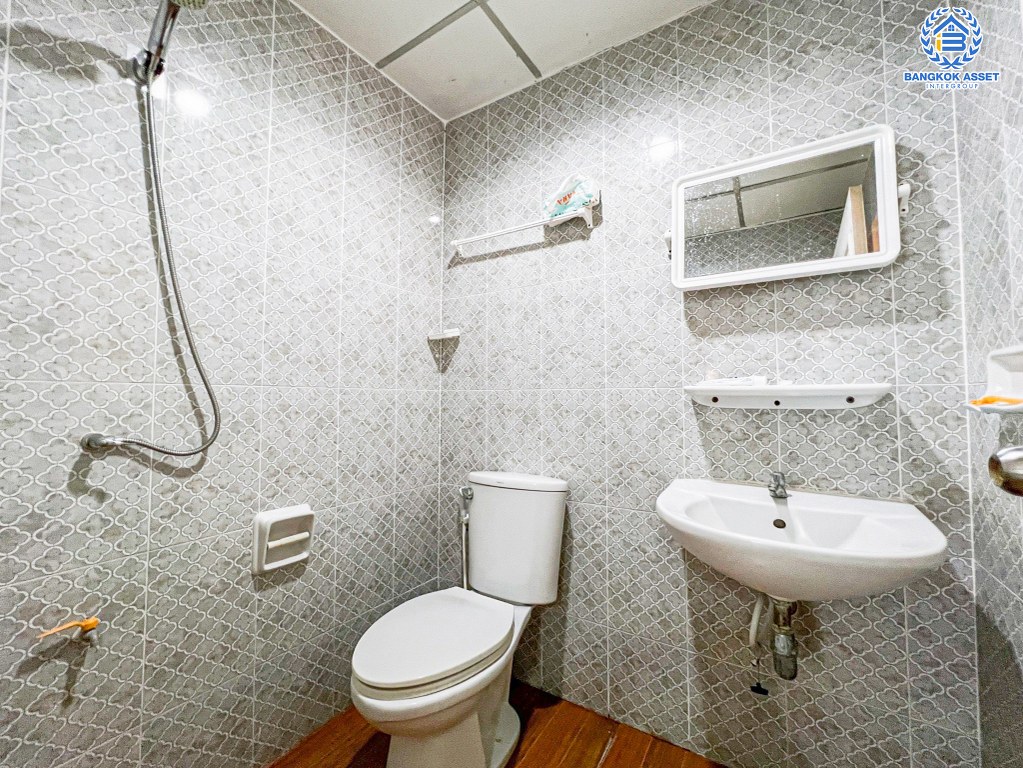 *****ทาวน์เฮ้าส์มือสอง โครงการ พฤกษา17 ลำลูกกา หลังมุม เนื้อที่ 28.40 ตร.ว. ฟังก์ชัน 3 ห้องนอน 2 ห้องน้ำ 1 ที่จอดรถ บ้านสภาพดี พื้นที่กว้างขวาง โครงการบนทำเลเดินทางสะดวก เชื่อมต่อถนนรังสิต-นครนายก ถนนลำลูกกา ถนนเฉลิมพงษ์ ใกล้รถไฟฟ้าสายสีเขียว "สถานีคูคต"