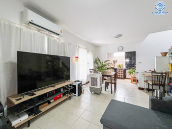 *****ทาวน์เฮ้าส์มือสอง โครงการ พฤกษา17 ลำลูกกา หลังมุม เนื้อที่ 28.40 ตร.ว. ฟังก์ชัน 3 ห้องนอน 2 ห้องน้ำ 1 ที่จอดรถ บ้านสภาพดี พื้นที่กว้างขวาง โครงการบนทำเลเดินทางสะดวก เชื่อมต่อถนนรังสิต-นครนายก ถนนลำลูกกา ถนนเฉลิมพงษ์ ใกล้รถไฟฟ้าสายสีเขียว "สถานีคูคต"