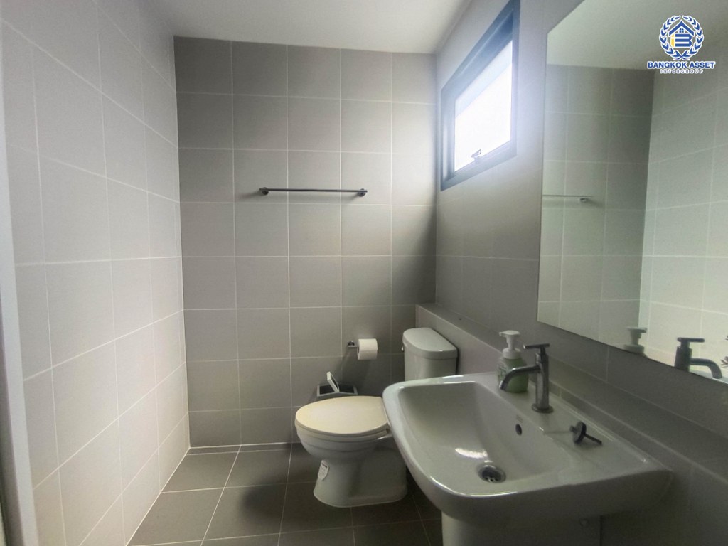 *****ทาวน์เฮ้าส์มือสอง โครงการ เดอะทรัสต์ ราชพฤกษ์ หลังมุม เนื้อที่ 25 ตร.ว. ฟังก์ชัน 4 ห้องนอน 2 ห้องน้ำ 1 ที่จอดรถ  แถมเฟอร์นิเจอร์ทั้งหลัง โครงการบนทำเลเดินทางสะดวก เชื่อมต่อถนนราชพฤกษ์ ถนนรัตนาธิเบศร์ ถนนบางกรวย-ไทรน้อย ใกล้จุดขึ้นทางด่วน "ศรีรัช"