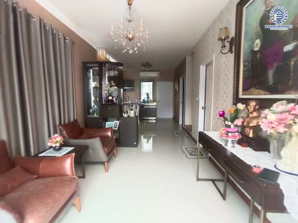 *****ทาวน์เฮ้าส์มือสอง โครงการ เดอะทรัสต์ ราชพฤกษ์ หลังมุม เนื้อที่ 25 ตร.ว. ฟังก์ชัน 4 ห้องนอน 2 ห้องน้ำ 1 ที่จอดรถ  แถมเฟอร์นิเจอร์ทั้งหลัง โครงการบนทำเลเดินทางสะดวก เชื่อมต่อถนนราชพฤกษ์ ถนนรัตนาธิเบศร์ ถนนบางกรวย-ไทรน้อย ใกล้จุดขึ้นทางด่วน "ศรีรัช"