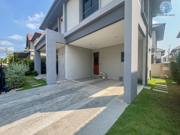 *****ขายด่วน! บ้านเดี่ยวมือสอง โครงการ บางกอก บูเลอวาร์ด ศรีนครินทร์-บางนา เนื้อที่ 50.60 ตร.ว. ฟังก์ชัน 3 ห้องนอน 3 ห้องน้ำ 2 ที่จอดรถ  โครงการบนทำเลเดินทางสะดวก เชื่อมต่อถนนหนามแดง ถนนวงแหวนกาญจนาภิเษก ถนนเทพารักษ์ ใกล้จุดขึ้นทางด่วน "กาญจนาภิเษก"