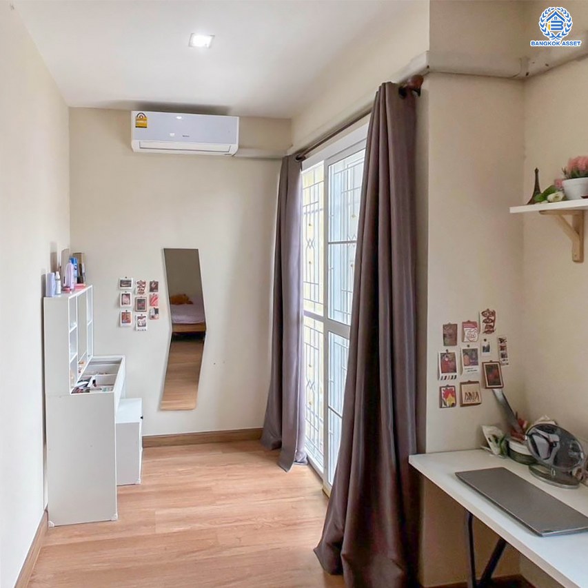 *****ทาวน์เฮ้าส์มือสองนนทบุรี โครงการ โกลเด้นทาวน์ รัตนาธิเบศร์-สถานีรถไฟฟ้าไทรม้า เนื้อที่ 16.3 ตร.ว. ฟังก์ชัน 3 ห้องนอน 2 ห้องน้ำ บ้านสวย น่าอยู่มาก บนทำเลเดินทางสะดวก เชื่อมต่อ ถนนราชพฤกษ์, ถนนรัตนาธิเบศร์, ถนนชัยพฤกษ์ ใกล้รถไฟฟ้าสายสีม่วง "สถานีไทรม้า"จองเลย!