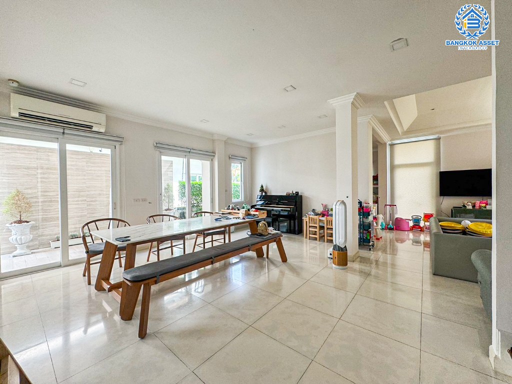 *****บ้านเดี่ยวมือสอง โครงการ เพอร์เฟค มาสเตอร์พีช ราชพฤกษ์ หลังมุม เนื้อที่ 114.50 ตร.ว. ฟังก์ชัน 3 ห้องนอน 4 ห้องน้ำ 2 ที่จอดรถ โครงการบนทำเลเดินทางสะดวก เชื่อมต่อถนนรัตนาธิเบศร์ ถนนราชพฤกษ์ ถนนบางกรวย-ไทรน้อย ใกล้รถไฟฟ้าสายสีม่วง "สถานีบางรักน้อยท่าอิฐ" และจุดขึ้นทางด่วน "ศรีรัช"