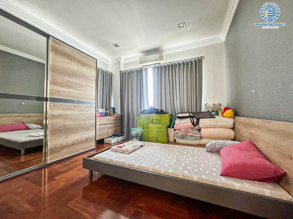 *****บ้านเดี่ยวมือสอง โครงการ เพอร์เฟค มาสเตอร์พีช ราชพฤกษ์ หลังมุม เนื้อที่ 114.50 ตร.ว. ฟังก์ชัน 3 ห้องนอน 4 ห้องน้ำ 2 ที่จอดรถ โครงการบนทำเลเดินทางสะดวก เชื่อมต่อถนนรัตนาธิเบศร์ ถนนราชพฤกษ์ ถนนบางกรวย-ไทรน้อย ใกล้รถไฟฟ้าสายสีม่วง "สถานีบางรักน้อยท่าอิฐ" และจุดขึ้นทางด่วน "ศรีรัช"