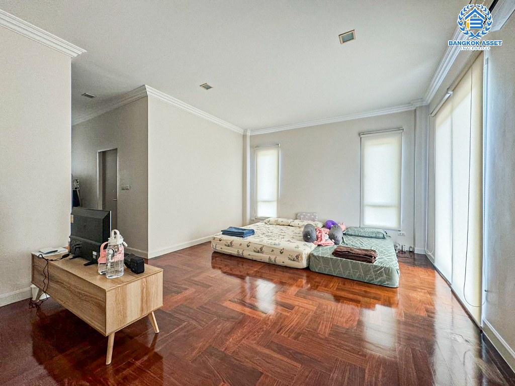 *****บ้านเดี่ยวมือสอง โครงการ เพอร์เฟค มาสเตอร์พีช ราชพฤกษ์ หลังมุม เนื้อที่ 114.50 ตร.ว. ฟังก์ชัน 3 ห้องนอน 4 ห้องน้ำ 2 ที่จอดรถ โครงการบนทำเลเดินทางสะดวก เชื่อมต่อถนนรัตนาธิเบศร์ ถนนราชพฤกษ์ ถนนบางกรวย-ไทรน้อย ใกล้รถไฟฟ้าสายสีม่วง "สถานีบางรักน้อยท่าอิฐ" และจุดขึ้นทางด่วน "ศรีรัช"