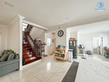 *****บ้านเดี่ยวมือสอง โครงการ เพอร์เฟค มาสเตอร์พีช ราชพฤกษ์ หลังมุม เนื้อที่ 114.50 ตร.ว. ฟังก์ชัน 3 ห้องนอน 4 ห้องน้ำ 2 ที่จอดรถ โครงการบนทำเลเดินทางสะดวก เชื่อมต่อถนนรัตนาธิเบศร์ ถนนราชพฤกษ์ ถนนบางกรวย-ไทรน้อย ใกล้รถไฟฟ้าสายสีม่วง "สถานีบางรักน้อยท่าอิฐ" และจุดขึ้นทางด่วน "ศรีรัช"