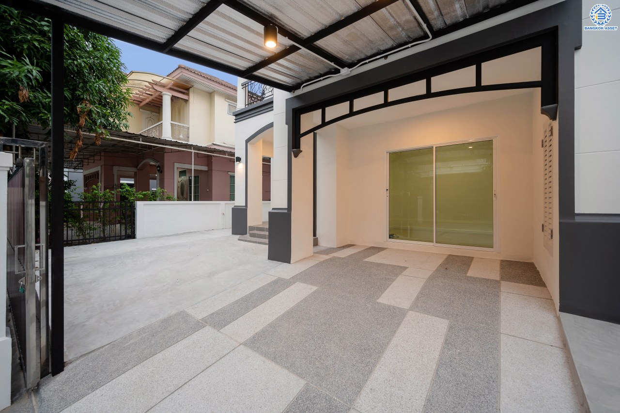 บ้านมือสองตกแต่งใหม่ พร้อมเข้าอยู่ โครงการ อิมเมจเพลส พุทธมณฑลสาย4 เนื้อที่ดิน 50 ตร.ว. พื้นที่ใช้สอย 249.41 ตร.ม. ฟังก์ชัน 3 ห้องนอน 3 ห้องน้ำ 1 ห้องอเนกประสงค์ 1 ที่จอดรถ บนทำเลติดถนนพุทธมณฑล สาย4 เชื่อมต่อถนนพุทธมณฑล สาย3, ถนนเพชรเกษม ใกล้จุดขึ้นทางด่วน "ประจิมรัถยา"