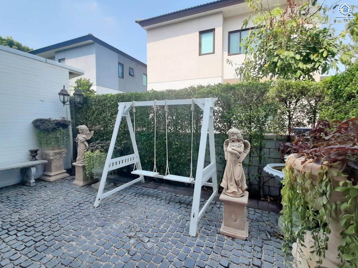 *****บ้านเดี่ยวมือสองนนทบุรี โครงการ เซนโทร ราชพฤกษ์-สวนผัก หลังมุม เนื้อที่กว้างขวางถึง 72.5 ตร.ว. ฟังก์ชัน 4 ห้องนอน 3 ห้องน้ำ 2 ที่จอดรถ บ้านเดี่ยวสไตล์พูลวิลล่า ตกแต่งสวย พร้อมสระว่ายน้ำ บนทำเลแห่งการเดินทาง เชื่อมต่อ ถนนราชพฤกษ์, ถนนนครอินทร์ ใกล้ทางด่วน "ศรีรัช" จองเลย!