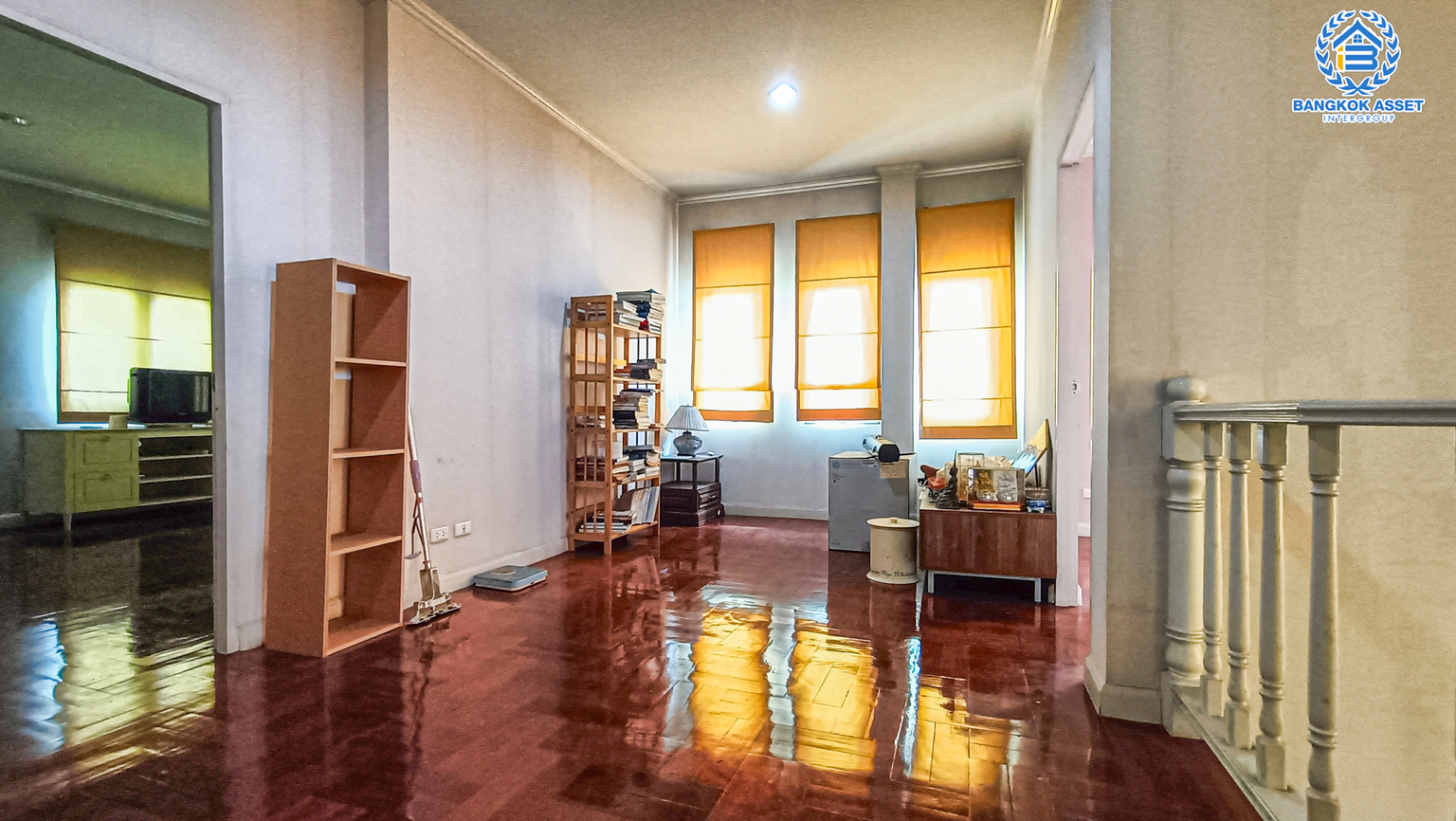 *****บ้านเดี่ยวมือสอง โครงการ เพอร์เฟค มาสเตอร์พีช รัตนาธิเบศร์หลังมุม เนื้อที่ 109.30 ตร.ว ฟังก์ชัน 3 ห้องนอน 3 ห้องน้ำ 2 ที่จอดรถ ฟรี! เครื่องปรับอากาศ ภายในเหมือนใหม่ พร้อมเข้าอยู่ บนทำเลเชื่อมต่อถนนชัยพฤกษ์ ถนนนครอินทร์ ถนนราชพฤกษ์ ใกล้รถไฟฟ้าสายสีม่วง "สถานีไทรม้า" และจุดขึ้นทางด่วน "งามวงศ์วาน"