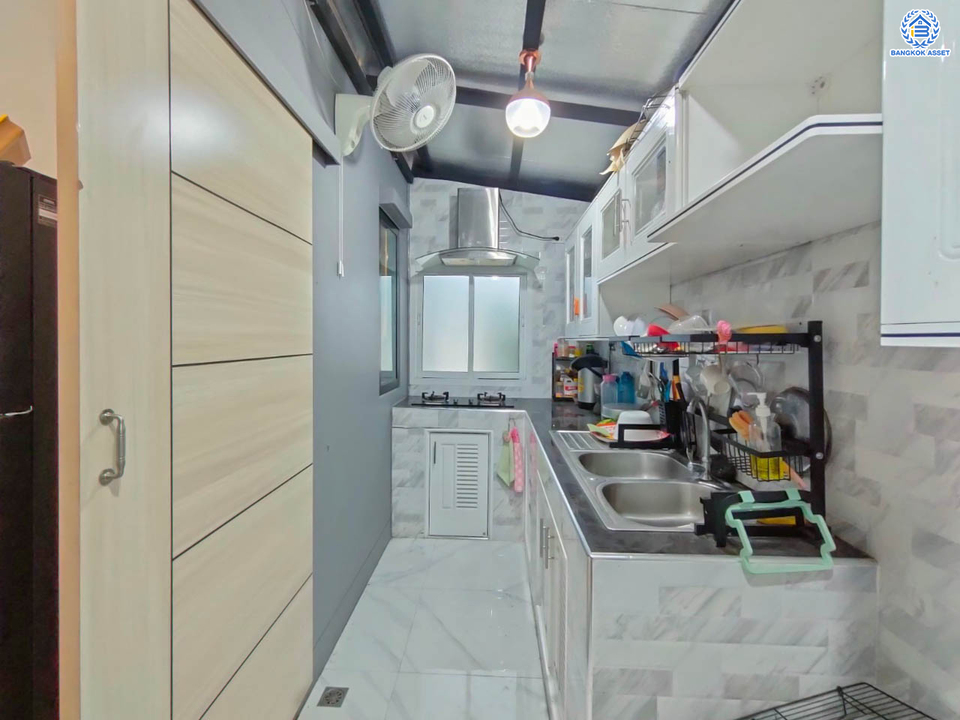 *****บ้านแฝดมือสอง โครงการ อณาสิริ บางใหญ่ หลังมุม เนื้อที่ 53 ตร.ว ฟังก์ชัน 4 ห้องนอน 3 ห้องน้ำ 2 ที่จอดรถ จากแบรนด์ Sansiri ภายในสวย พร้อมเข้าอยู่ บนทำเลเชื่อมต่อถนนกาญจนาภิเษก ถนนเลียบประปา ใกล้รถไฟฟ้าสายสีม่วง "สถานีตลาดบางใหญ่" และจุดขึ้นทางด่วน "ศรีรัช"