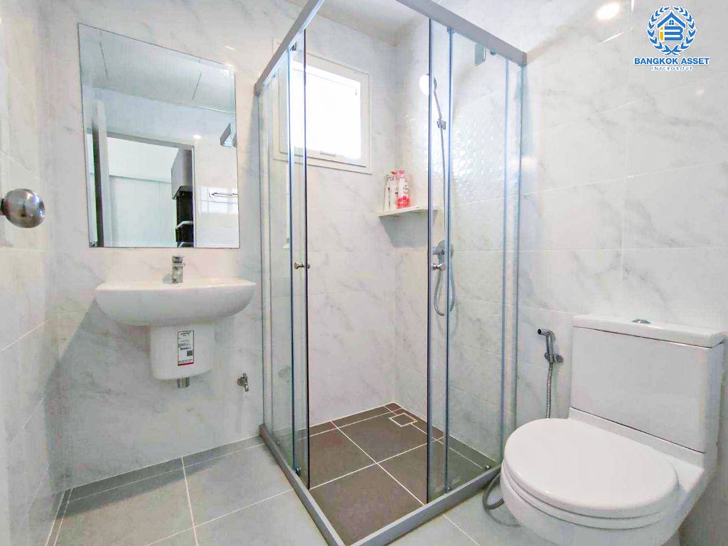 *****บ้านเดี่ยวมือสอง โครงการ ศุภาลัย พาร์ควิลล์ พระราม2-ท่าข้าม เนื้อที่ 55.90 ตร.ว. ฟังก์ชัน 3 ห้องนอน 3 ห้องน้ำ 2 ที่จอดรถ โครงการบนทำเลเดินทางสะดวก เชื่อมต่อถนนพระราม2 ถนนสุขสวัสดิ์ ใกล้จุดขึ้นทางด่วน "พระราม2" และเซ็นทรัลพระราม2