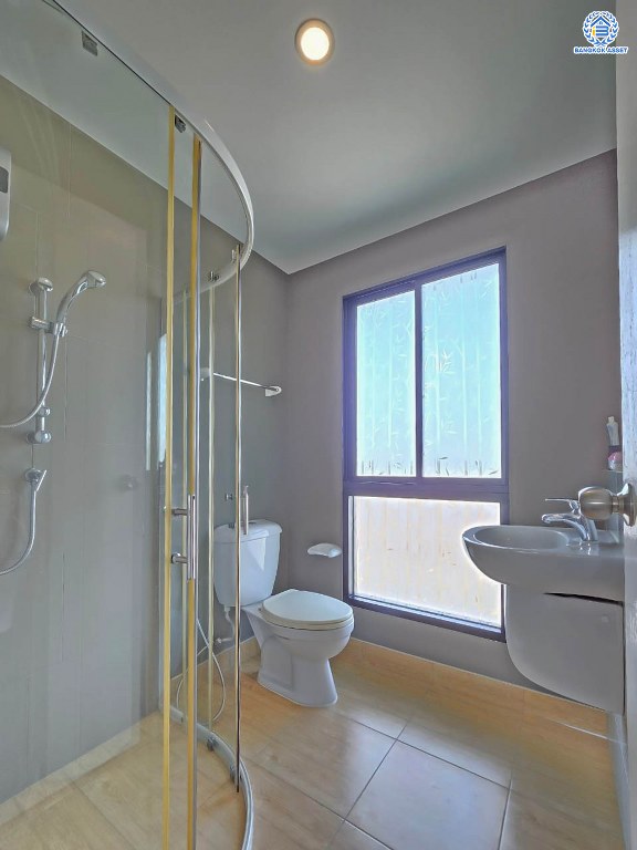 *****บ้านแฝดมือสอง โครงการ คาซ่าเพรสโต้ กาญจนาภิเษก หลังมุม เนื้อที่ 36 ตร.ว. ฟังก์ชัน 3 ห้องนอน 3 ห้องน้ำ 2 ที่จอดรถ บ้านสวย พร้อมเข้าอยู่ โครงการบนทำเลเดินทางสะดวก เชื่อมต่อถนนกาญจนาภิเษก, ถนนกรุงนนท์-จงถนอม ใกล้ห้างสรรพสินค้า BigC ประชาอุทิศ