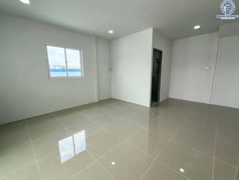 *****ทาวน์เฮ้าส์ชั้นเดียวมือสองนนทบุรี โครงการ พฤกษา3 กาญจนาภิเษก เนื้อที่กว้างขวางถึง 34.6 ตร.ว. ฟังก์ชัน 3 ห้องนอน 2 ห้องน้ำ 2 ที่จอดรถ บ้านตกแต่งใหม่พร้อมอยู่ บนทำเลแห่งการเดินทาง เชื่อมต่อถนนกาญจนาภิเษก ใกล้เซ็นทรัลเวสเกต, บิ๊กซี บางใหญ่ และจุดขึ้นทางด่วน "กาญจนาภิเษก"