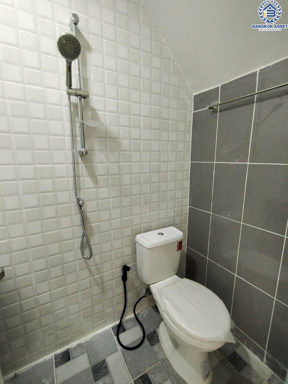 *****ทาวน์เฮ้าส์มือสอง โครงการ พิมลราช2 กาญจนาภิเษก เนื้อที่ 16 ตร.ว. ฟังก์ชัน 3 ห้องนอน 2 ห้องน้ำ ภายในสวย พร้อมอยู่ โครงการบนทำเลดี เชื่อมต่อถนนบางกรวย-ไทรน้อย ถนนกาญจนาภิเษก ใกล้รถไฟฟ้าสายสีม่วง "สถานีคลองบางไผ่" และจุดขึ้นทางด่วน "กาญจนาภิเษก"