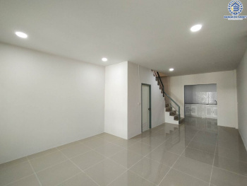 *****ทาวน์เฮ้าส์มือสอง โครงการ พิมลราช2 กาญจนาภิเษก เนื้อที่ 16 ตร.ว. ฟังก์ชัน 3 ห้องนอน 2 ห้องน้ำ ภายในสวย พร้อมอยู่ โครงการบนทำเลดี เชื่อมต่อถนนบางกรวย-ไทรน้อย ถนนกาญจนาภิเษก ใกล้รถไฟฟ้าสายสีม่วง "สถานีคลองบางไผ่" และจุดขึ้นทางด่วน "กาญจนาภิเษก"