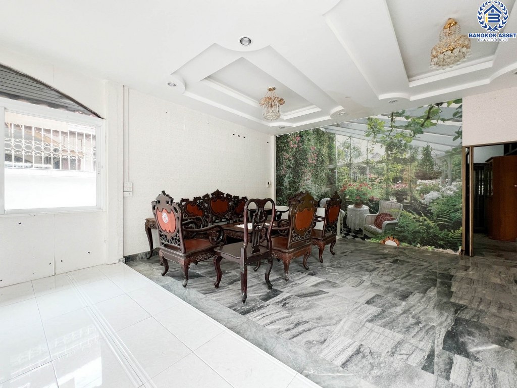 *****บ้านเดี่ยวมือสอง โครงการ บ้านสวนทองวิลล่า สรงประภา เนื้อที่ 63.10 ตร.ว. ฟังก์ชัน 4 ห้องนอน 3 ห้องน้ำ 2 ที่จอดรถ บ้านฟังก์ชันคุ้มค่า ใกล้แหล่งอำนวยความสะดวก เชื่อมต่อถนนสรงประภา ถนนกำแพงเพชร ใกล้รถไฟฟ้าสายสีแดง "สถานีดอนเมือง" และจุดขึ้นทางด่วน "ศรีสมาน"