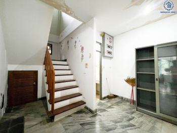 *****บ้านเดี่ยวมือสอง โครงการ บ้านสวนทองวิลล่า สรงประภา เนื้อที่ 63.10 ตร.ว. ฟังก์ชัน 4 ห้องนอน 3 ห้องน้ำ 2 ที่จอดรถ บ้านฟังก์ชันคุ้มค่า ใกล้แหล่งอำนวยความสะดวก เชื่อมต่อถนนสรงประภา ถนนกำแพงเพชร ใกล้รถไฟฟ้าสายสีแดง "สถานีดอนเมือง" และจุดขึ้นทางด่วน "ศรีสมาน"